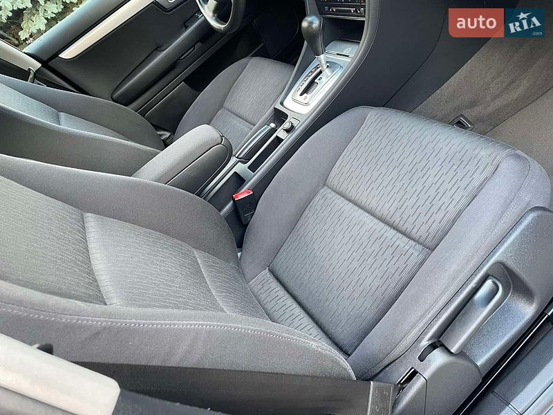 Седан Audi A4 2006 в Каменском