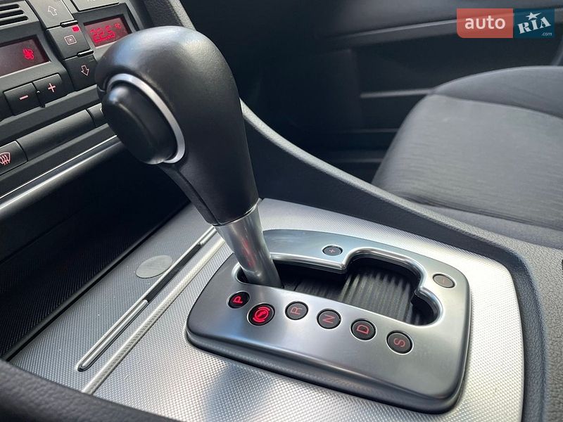 Седан Audi A4 2006 в Каменском