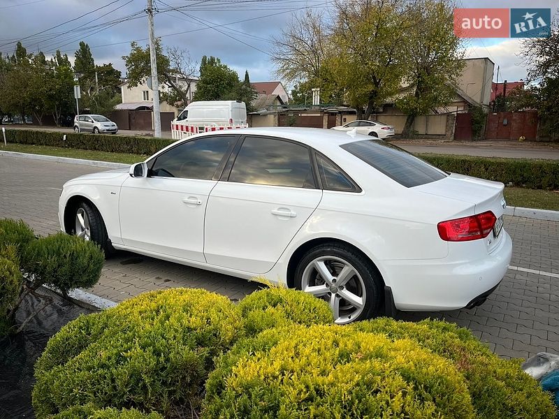 Седан Audi A4 2010 в Одесі