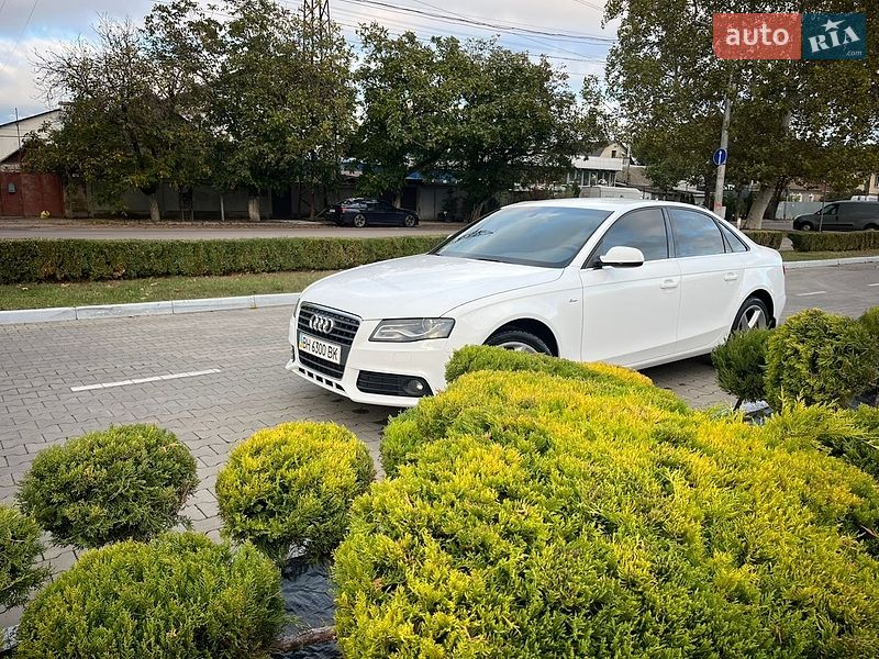 Седан Audi A4 2010 в Одесі