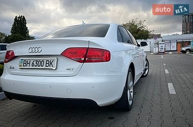 Седан Audi A4 2010 в Одесі