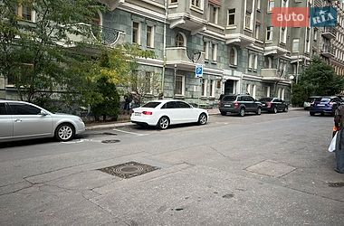 Седан Audi A4 2010 в Одесі