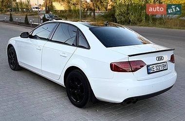 Седан Audi A4 2009 в Дніпрі