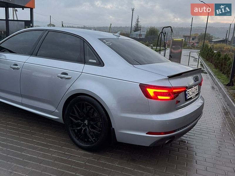 Седан Audi A4 2017 в Золочеве