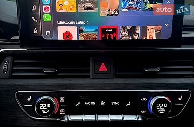 Седан Audi A4 2022 в Киеве