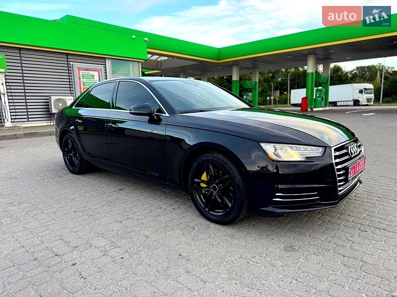 Седан Audi A4 2017 в Хмельницком
