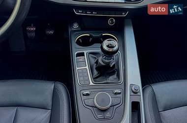Седан Audi A4 2017 в Хмельницком