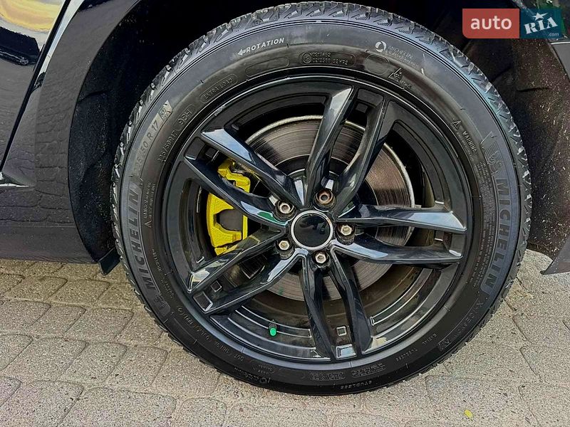 Седан Audi A4 2017 в Хмельницком