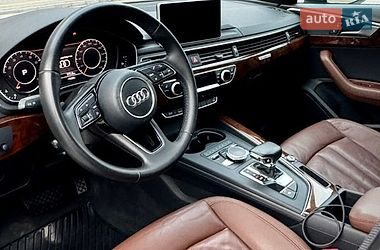 Седан Audi A4 2017 в Мостиській