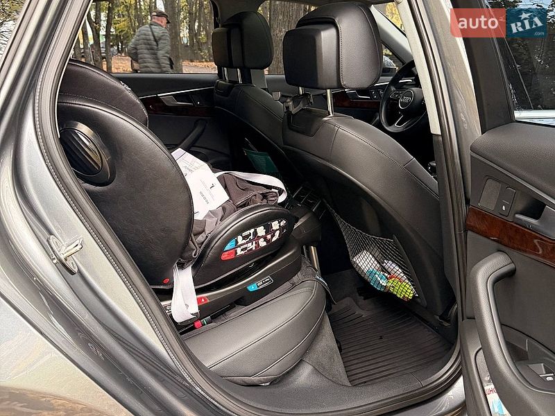 Седан Audi A4 2019 в Полтаве