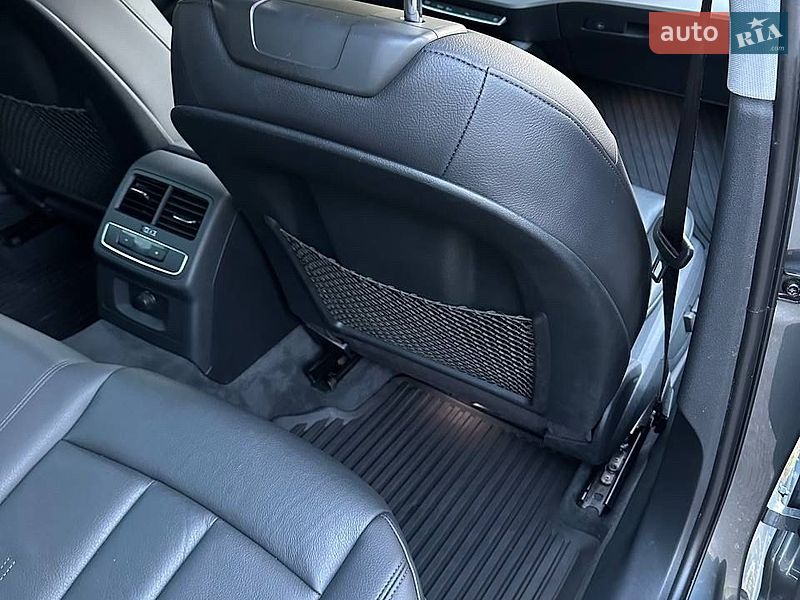 Седан Audi A4 2016 в Жмеринці