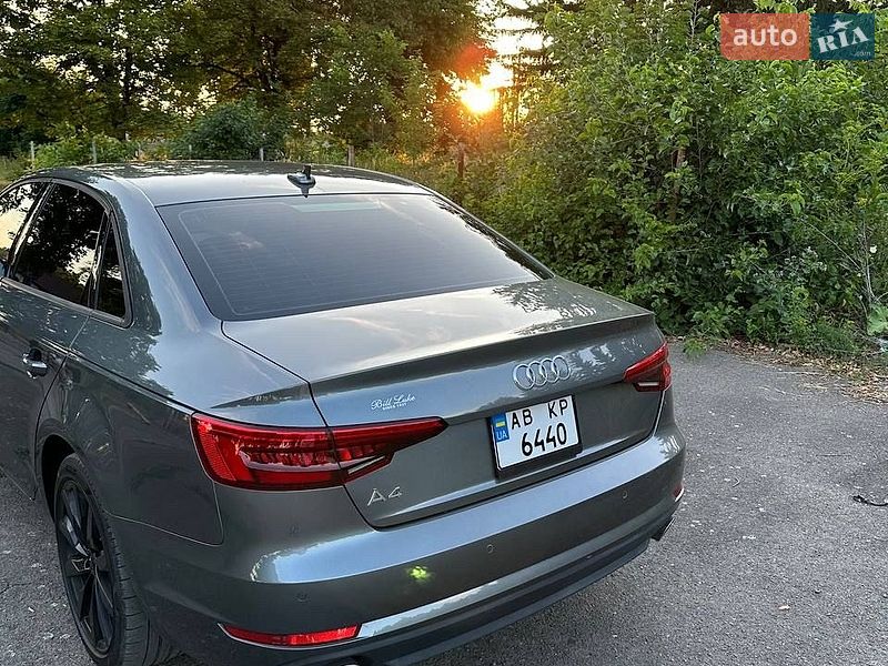Седан Audi A4 2016 в Жмеринці