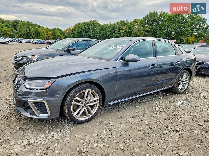 Седан Audi A4 2021 в Львове