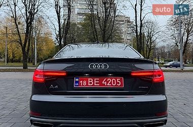 Седан Audi A4 2018 в Ровно