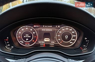 Седан Audi A4 2018 в Ровно