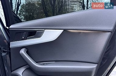 Седан Audi A4 2018 в Ровно