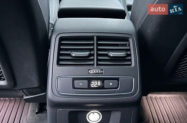 Седан Audi A4 2018 в Ровно