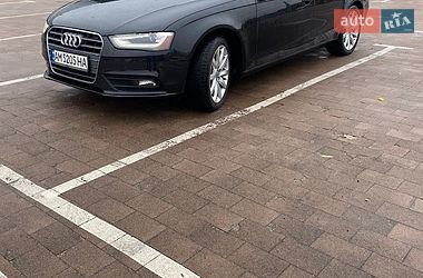 Седан Audi A4 2013 в Житомире