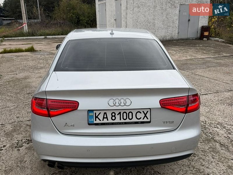 Седан Audi A4 2013 в Кам'янському