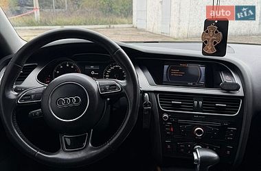 Седан Audi A4 2013 в Кам'янському