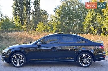 Седан Audi A4 2017 в Києві