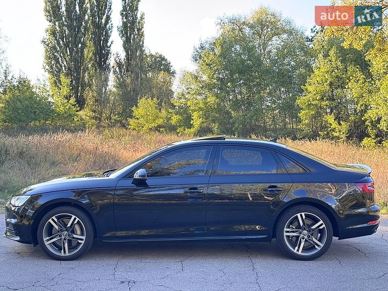 Седан Audi A4 2017 в Києві