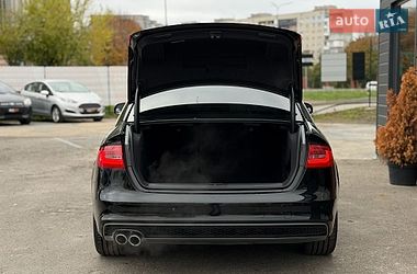 Седан Audi A4 2015 в Шептицькому