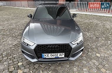 Седан Audi A4 2017 в Днепре