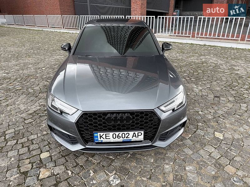 Седан Audi A4 2017 в Днепре