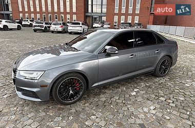 Седан Audi A4 2017 в Днепре