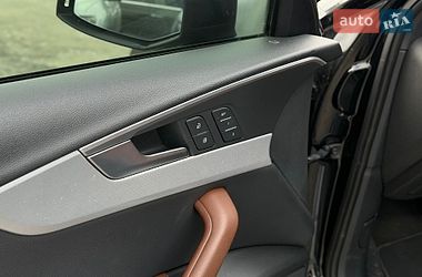 Седан Audi A4 2016 в Шептицькому