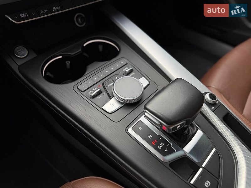 Седан Audi A4 2016 в Шептицькому