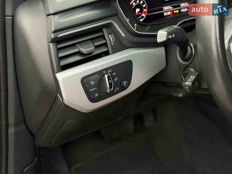 Седан Audi A4 2016 в Шептицькому