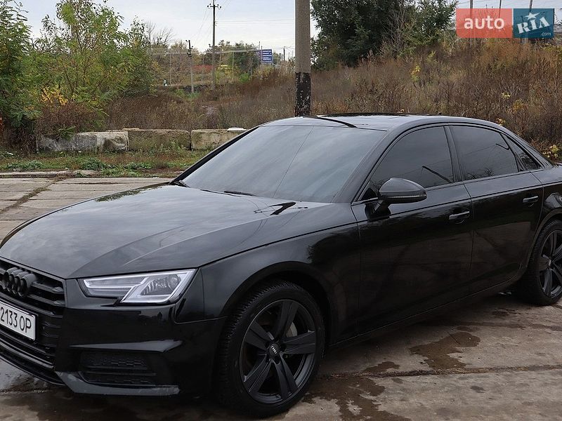Седан Audi A4 2019 в Ізюмі