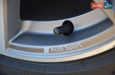 Седан Audi A4 2022 в Киеве