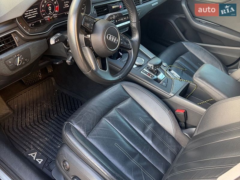 Седан Audi A4 2017 в Львове