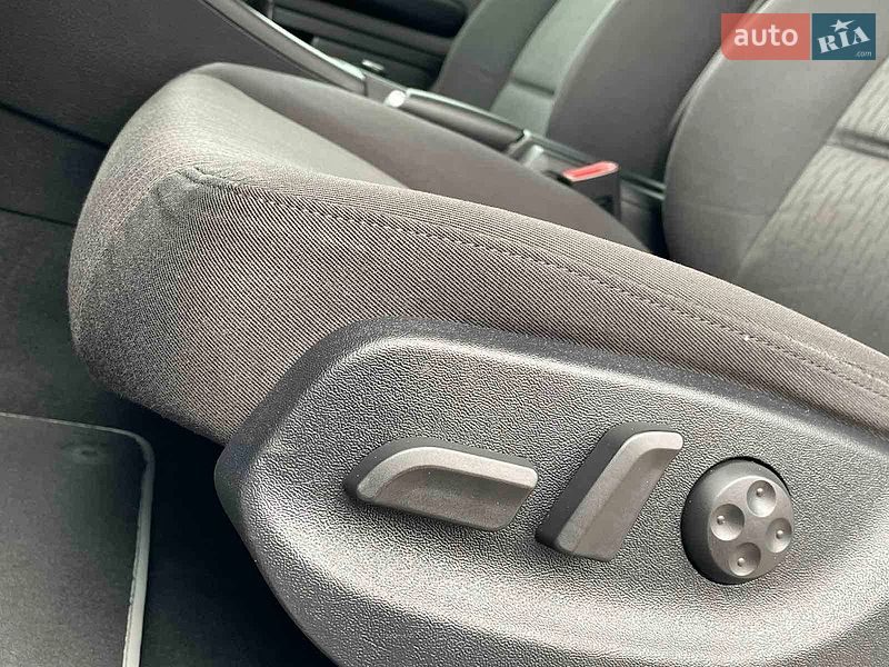 Седан Audi A4 2005 в Чернігові