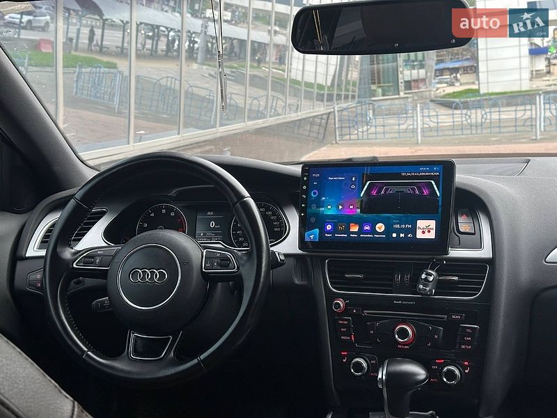 Седан Audi A4 2015 в Киеве