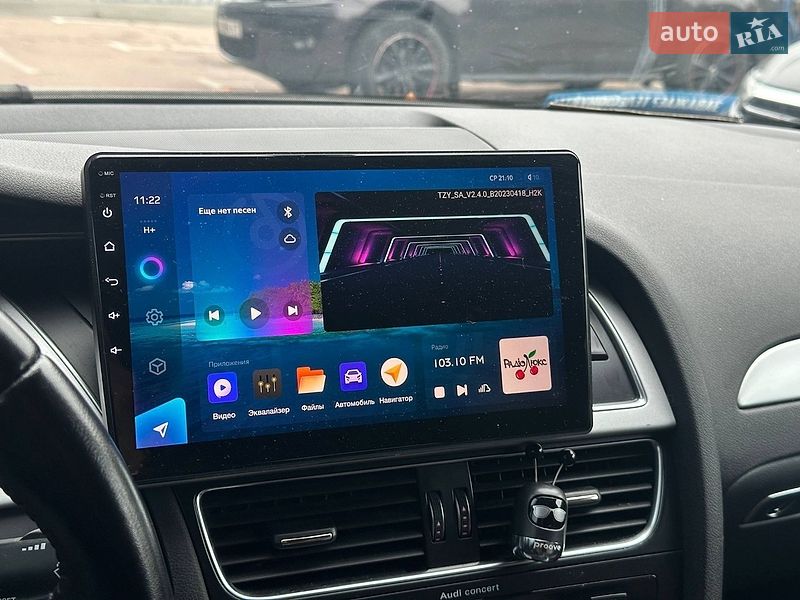 Седан Audi A4 2015 в Киеве