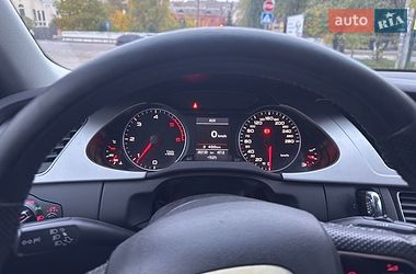 Седан Audi A4 2011 в Остроге