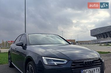 Седан Audi A4 2016 в Пустомитах