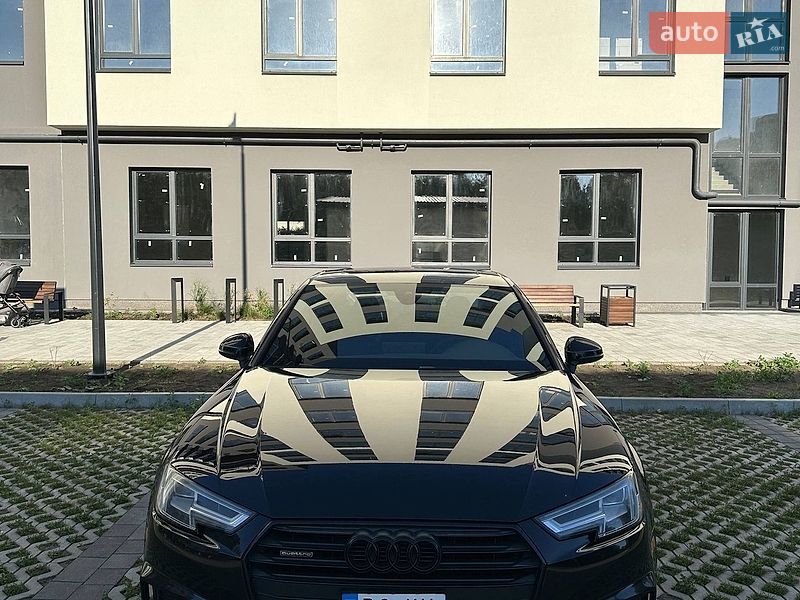 Седан Audi A4 2017 в Львове