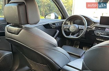 Седан Audi A4 2017 в Львове