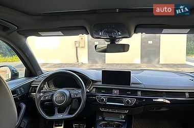 Седан Audi A4 2017 в Львове