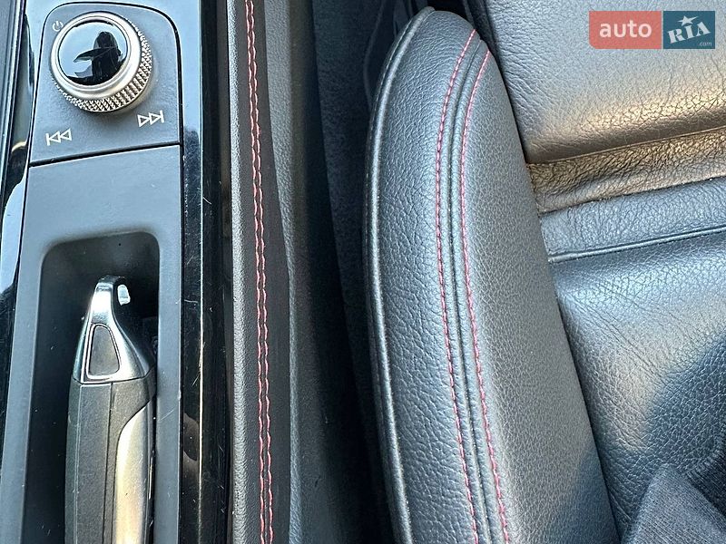 Седан Audi A4 2017 в Львове