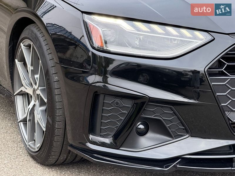 Седан Audi A4 2024 в Києві