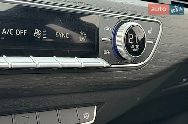 Седан Audi A4 2024 в Києві