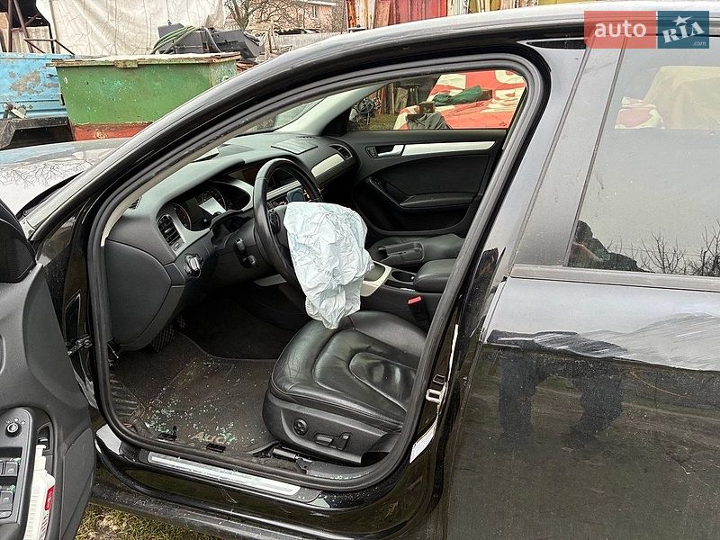 Седан Audi A4 2011 в Киеве