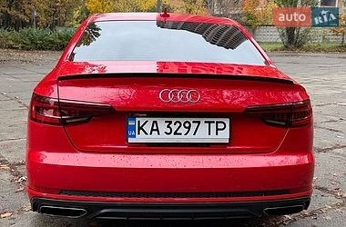 Седан Audi A4 2018 в Киеве