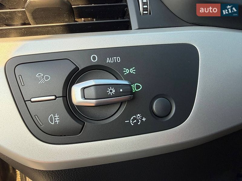 Универсал Audi A4 2019 в Львове фото 27 Универсал Audi A4 2019 в Львове